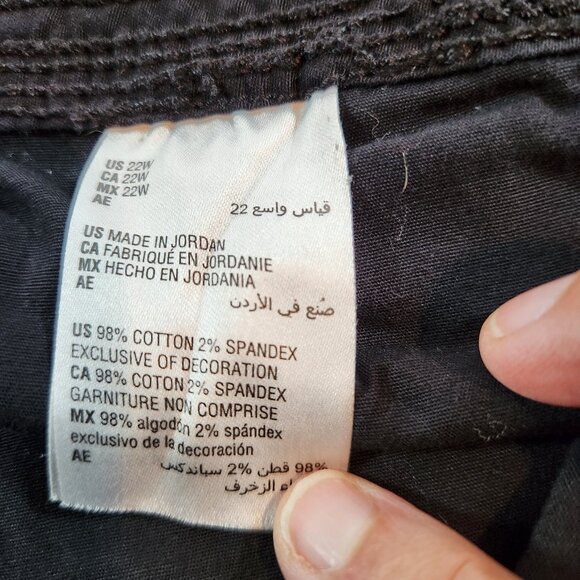 Style & Co Women 22W Black Cargo Capri Pants Bungee Hem Stretch Plus Size - Picture 3 of 9